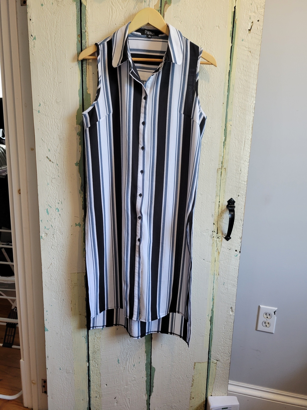 Petite Sophisticate Sleeveless Striped Shirt Tunic - Black, Blue & White